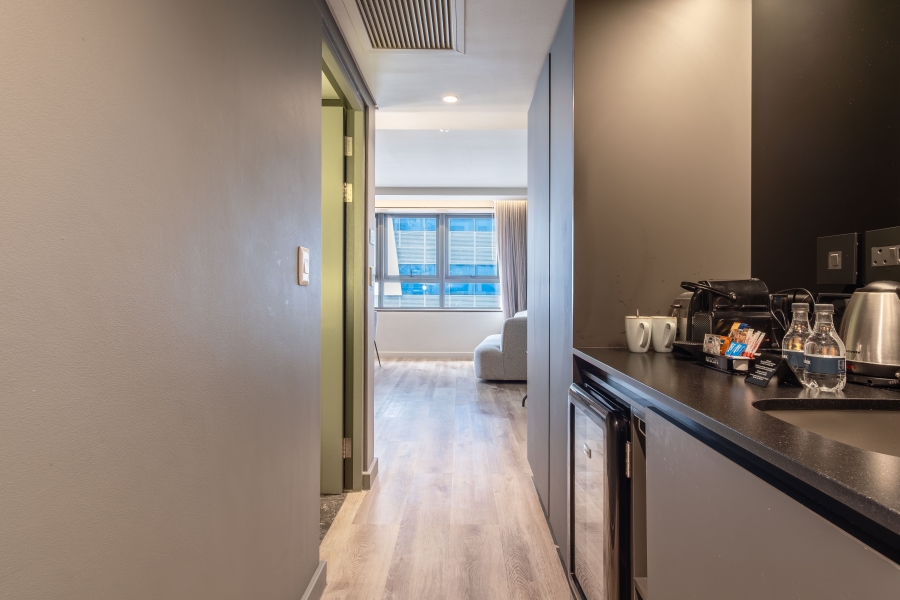 1 Bedroom Property for Sale in Foreshore Western Cape